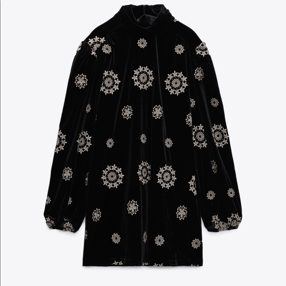 ZARA NEW Velvet Long Sleeve Mini Dress